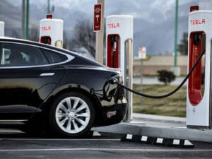 電気自動車はバッテリーより充電スタンドの整備が重要 Free Life 電気自動車はバッテリーより充電スタンドの整備が重要 Free Life