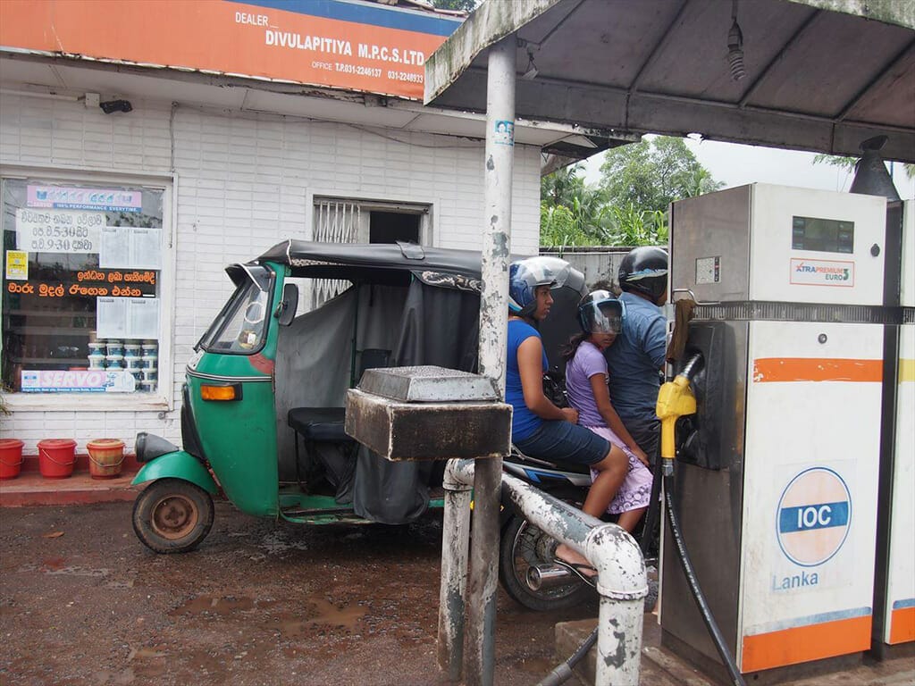 スリランカのガソリンスタンド